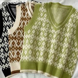 Vintage Argyle Spliced Sweater Vest Women V-Neck Casual Pullover Knitted Waistcoat Sleeveless Chic Tops 210601