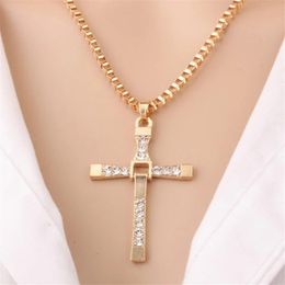 -Ketten Mode Schnelle und wütende Kreuz Halskette Dominic Toretto Strass Anhänger Edelstahl Für Männer Geschenk