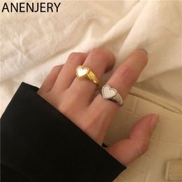 Elegant 925 Sterling Silver Love Heart Shell Finger Ring For Women Fashion Party Wedding Jewelry Rings Gift S-R952