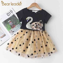 Kids Girls Cartoon Pattern Dress Summer Children Star Mesh Party Costumes Cute Baby Clothing 3-7Y 210429