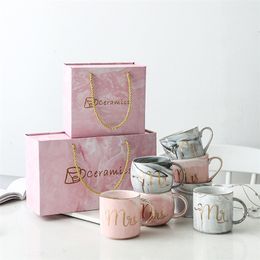 Luxury Pink Gold Mr Mrs Ceramic Marble Coffee Mug Cup Wedding Bridal Couples Lover's Gifts Mug Porcelain Milk Tea Breakfast Cup 210821