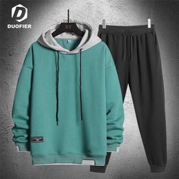 Men Sweatshirts Sets 2 Piece Long Sleeved Sportswear Pullover Hoodies +Trousers Tracksuit Outfits Male Casual Jogger Sweat Suits 211222