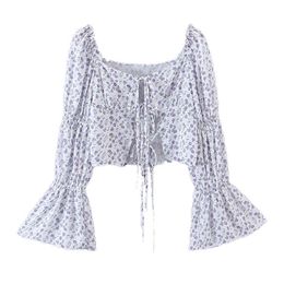 Summer Women French Small Floral Lace Placket Flared Sleeves Square Collar Shirt Female Sexy Beach Top 210520