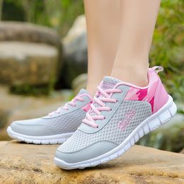 Spring and Fall Womens Running Classic Jogging shoes Authentic Breathable Mens Sports Sneakers Lace-Up Professional Fashion Trainers