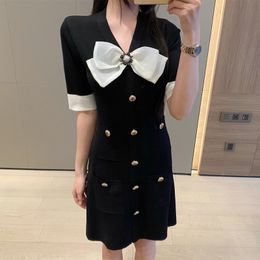 New design women's autumn summer v-neck short sleeve bow patchwork retro French style knitted a-line sweater dress SML