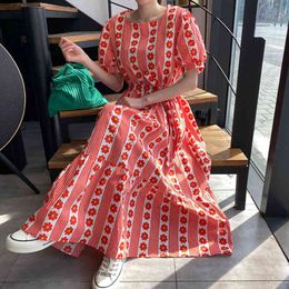 Summer Women Short-Sleeved Striped Beach Dress Korean Clothes Chrysanthemum Kawaii Loose Elegant Fashion Strappy Maxi 210514