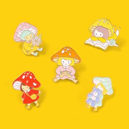 Lovely mushroom man Brooch girl clothing bag Brooch metal badge Brooch Necktie Silk Scarf buckle Jewellery Medal