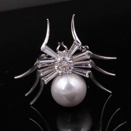 Pins, Brooches Designer For Women Vintage Animal Spider Pearl Plant-Shaped Jewellery Crystal Coat Brooch Pin Lady Girls 2021