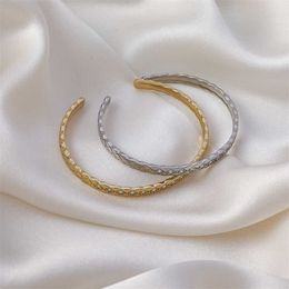 2021 New Simple Mini Rhinestone Zircon Check Bangle Girl Personality Opening Bracelet for Women Fashion Jewelry Accessories Q0717