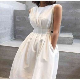 2021 Mulheres de verão Mulheres sólidas Branco preto Moda elegante Vestido de festa casual o Tanque de vestido sem mangas do pescoço feminino vestido 210304