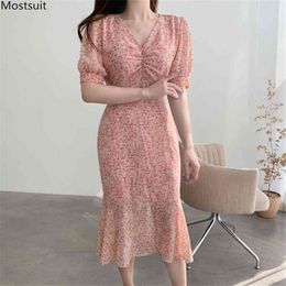 Summer Vintage Elegant Chiffon Floral Dress Women Short Sleeve V-neck Folds Slim Sexy Bodycon Dreses Korean Ladies Party 210513