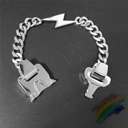 Alyx Accessories Bracelet Metal Button Men Women Alyx Chain Necklace Titanium Steel Accessories Q0717