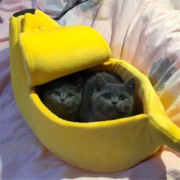 Banana Shape Pet Dog Cat home litter Bed House for Mat Durable Kennel Doggy Puppy Cushion Basket Warm Portable Cat Supplies gy 210713