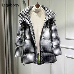 Lagabogy Winter Coat Women Hooded Black White Plaid Puffer Jacket 90% Duck Down Parkas Thick Warm Loose Outwear 210923