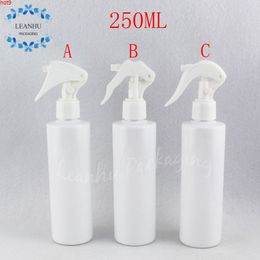 250ML White Flat Shoulder Plastic Bottle , 250CC Empty Cosmetic Container Makeup Water / Toner Sub-bottling ( 20 PC/Lot )good qty