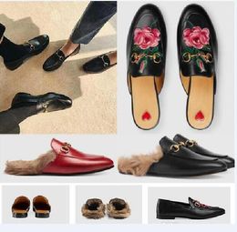 2021 Real Leather Embroidery flower women slippers soft cowhide Lazy men shoes Metal buckle beach Mules Classic lady slipper loafer Slip-On size 34-44