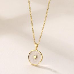 Pendant Necklaces Fashionable Geometric Round Women's Necklace Heart-shaped Collarbone Chain Wholesale Korean Jewellery Party Gift