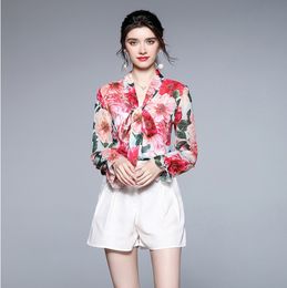 Fashion Plus Size 2 Piece Set Women Summer Retro Print Long Sleeved Bow Tie Up Shirt + White High Waist Wide Leg Shorts Suit 210514