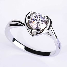 Womens Rings Crystal Jewellery Love inlaid diamond ring plated 18K white gold arm, love peach heart-shaped elegant Cluster For Female Band styles