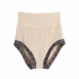 Vintage Woman Beige Patchwork Knitted Triangle Shorts Spring Autumn Fashion Ladies Thick Female Chic Short 210515