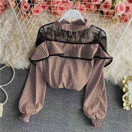 Mesh stitching polka dot chiffon shirts women's spring loose off-shoulder ruffled tops for fashion blouses 210508