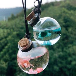 Car Hanging Perfume Pendant Bottle Air Freshener With Flower Auto Essential Oils Diffuser Automobiles Ornaments294p