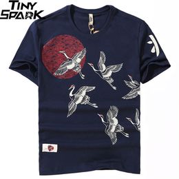 Japanese Streetwear T Shirt Crane Sun Print Mens Harajuku T-Shirt Summer Hip Hop Tshirt Cotton Short Sleeve Tops Tees Black 210329