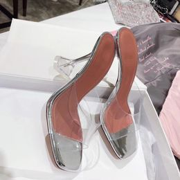 2021 New Designer PVC Transparent Slippers Women Perspex High Heels Summer Party Ladies Clear Band Crystal Shoes Plus Size edsdghhf