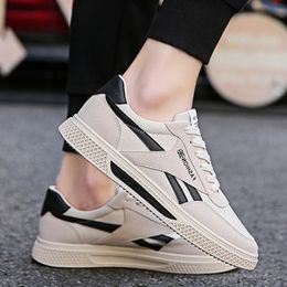 Trainer 2021 Sport Mens Women Running Shoes Casual Flat Sole Sneakers Men's Runners Canvas Cloth Cross-border Summer Black Red White Code: 33-6806 37837