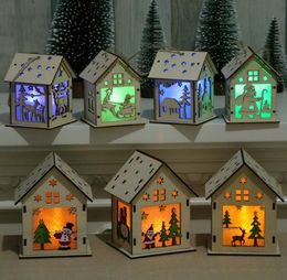 200pcs Christmas log cabin Hangs Wood Craft Kit Puzzle Toy Xmas Wooden House with candle light bar Home Decorations Children's holiday gifts SN2919