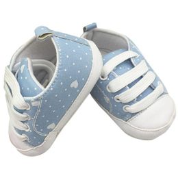 First Walkers 0-12 Month Infants Borns Soft Soled Crib Dot Printed Shoes Kid Casual Lace-up Sneaker Cute Style 2 Colors