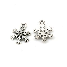 200Pcs Antique Silver Alloy Christmas Snowflakes Charms Pendants DIY Making Handmade Finding Jewellery 13x18mm A-654