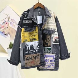 [EWQ] Vintage Full Sleeve Appliques spaper Pattern Large Size Black Denim Jacket Leisure Trend Coat Autumn QL14001 211014