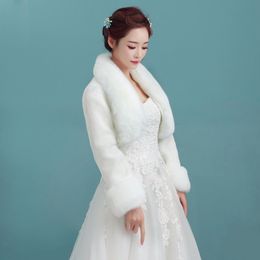 Hot Faux Fur Autumn Winter Wedding Jackets Long Sleeve for Bride Ladies Coat Full Lined Feather Shrug Warm Fur Cloak