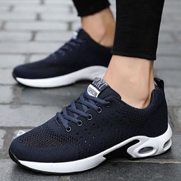 Fashion Mens Women Cushion Running Shoes Breathable Designer Black Navy Blue Grey Sneakers Trainers Sports Size 39-45 W-1713