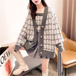 Sweater retro knitted sling cardigan two-piece suit autumn and winter female trend 210427