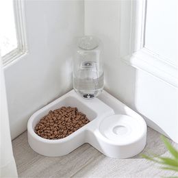 New Type of Space Saving with Anti Rollover and Non Wet Mouth Flower Shaped Container Pet Bowl Cat Food Y200922