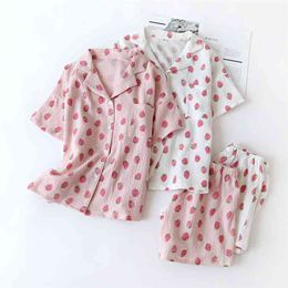 Japanese style summer cotton short-sleeved shorts Pyjamas suit women double gauze cute strawberry thin home service 210830