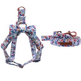 Cotton Spring Blue Flower Dog Harness with Bowtie and Basic Dog Leash Adjustable Buckle Pet Supplies 210712