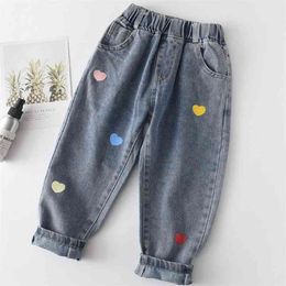 Menoea Kids Casual Jeans New Autumn Spring Girls Boys Fashion Jeans Children Lovely Heart Print Leggings for 2 6 Years 210317