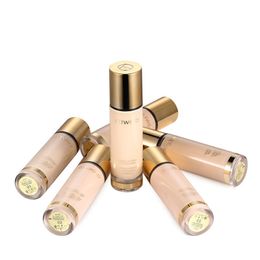 O.TWO.O Liquid Foundation Full Coverage Make Up Concealer 30ml Moisturiser Oil Control Waterproof Makeup Foundations