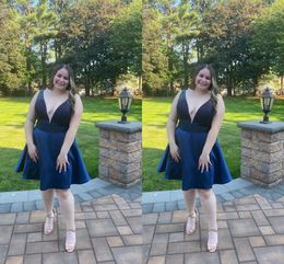 Sexy Navy Blue Plus size Short Homecoming Graduation Dresses V neck A line Satin Beading Sequins Bridesmaid Party Mini Cocktail Prom Dress New Open Back M233