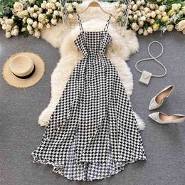 Women Vintage Fashion Print Holiday A-line Dress Sexy Sleeveless High Waist Thin Open Fork Elegant Vestidos R402 210527