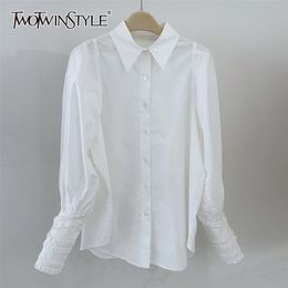 Minimalist White Shirt For Women Lapel Long Sleeve Casual Loose Blouse Female Fashion Spring Clothes 210524