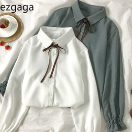 Ezgaga Girls Blouse Autumn Winter Korea Preppy Style Female Solid Turn-down Collar Flare Sleeve Shirt Outwear Fashion Elegant 210430