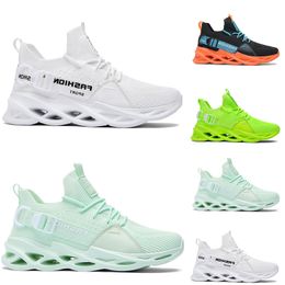 High quality Mens womens running shoes triple black white green shoe outdoor men women designer sneakers sport trainers size sneaker