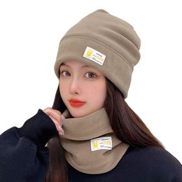 Berets Women Winter Hat And Scarf 2-piece Polar Fleece Thermal Hood Outdoor Riding Ear Protection Cap Bib Sets