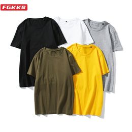 FGKKS Brand Men Solid T-Shirt Tops Summer New Men Casual Slim O-Neck Tee Trendy Base Short Sleeve T Shirts Male 210324