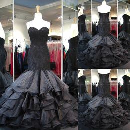 2021 Schwarze Meerjungfrau-Hochzeitskleider mit Perlen, trägerlos, Organza, Rüschen, nach Maß, Schnürung, Sweep-Zug, Hochzeit, Brautkleid, Robe de Mariee