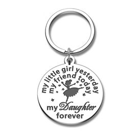 10Pieces/Lot Daughter Birthday Gifts Keychain From Mom Dad To Adult Daughter Sweet 16 Gifts for Teens Girls Graduation Gifts Jewellery Keyri